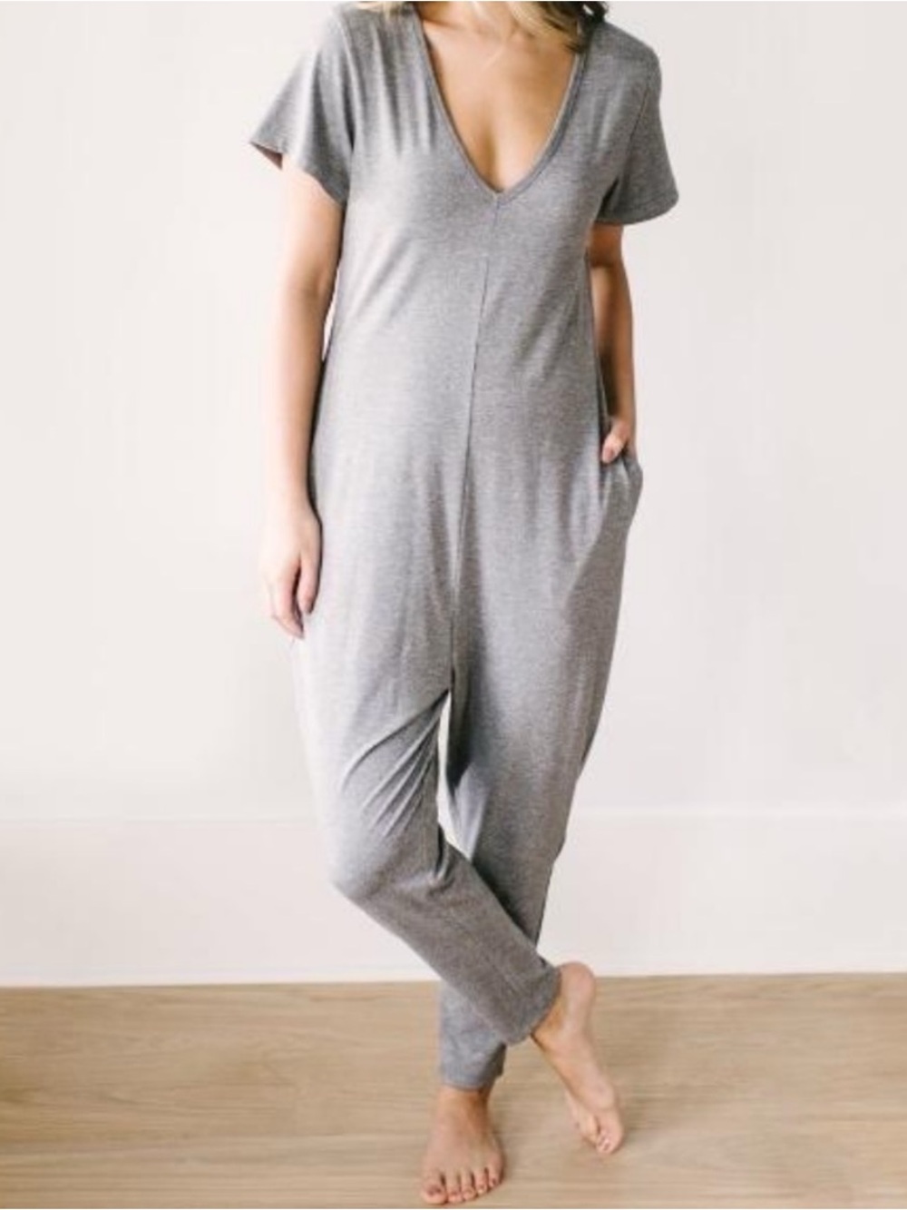 NWT SMASH + TESS Sunday Grey Vneck Oversized Pocket Loungewear Romper Small